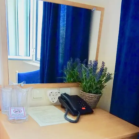 Хотел семеен далис 2*