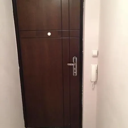 семеен далис