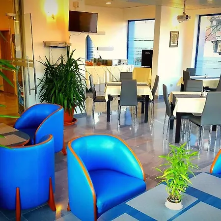 Family Dalis 2* 소피아